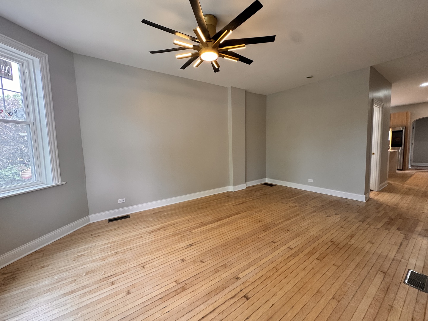 2430 S 57th Avenue, Cicero, IL 60804