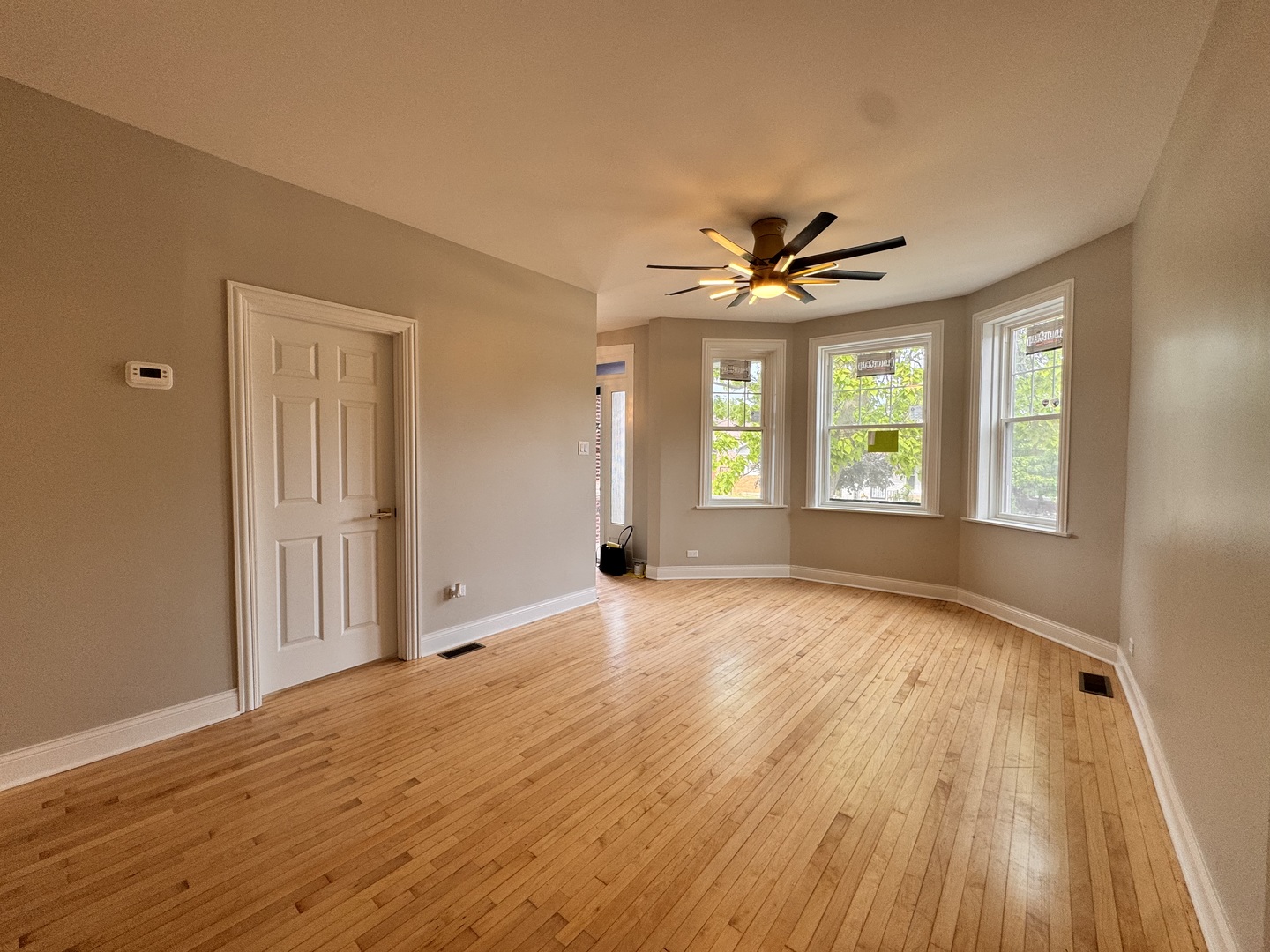 2430 S 57th Avenue, Cicero, IL 60804