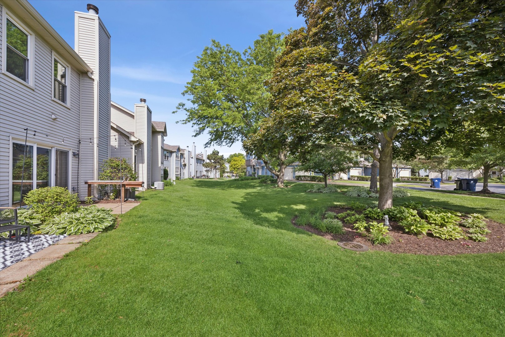 1239 Tennyson Lane #1239, Naperville, IL 60540