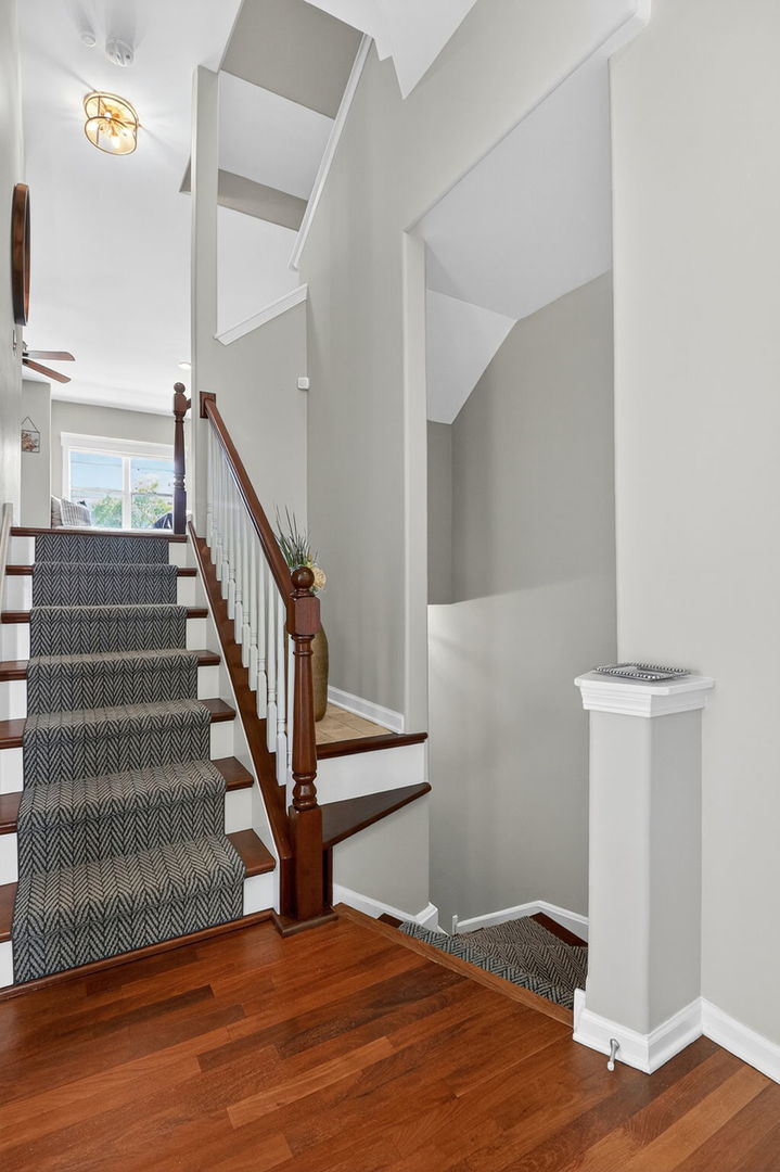 6035 River Bend Drive, Lisle, IL 60532