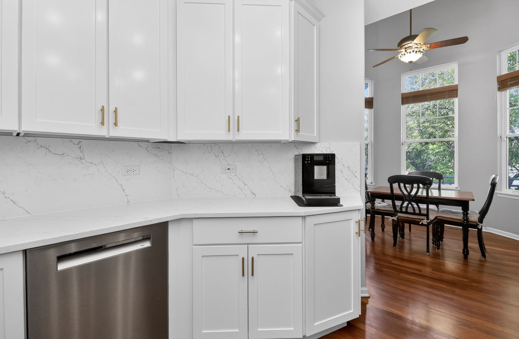 6035 River Bend Drive, Lisle, IL 60532