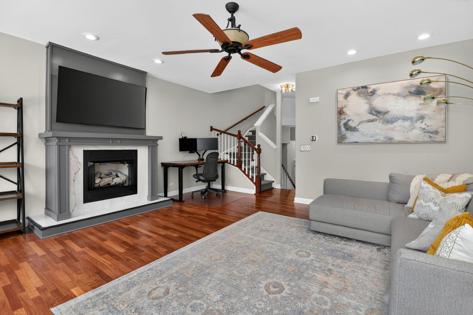 6035 River Bend Drive, Lisle, IL 60532