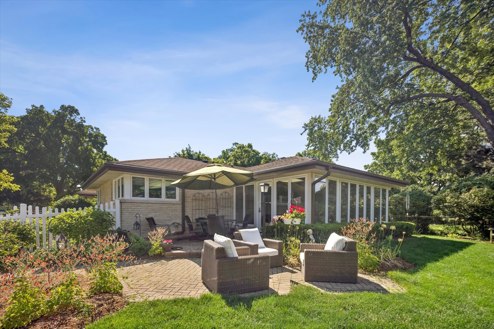 116 E Adams Street, Elmhurst, IL 60126