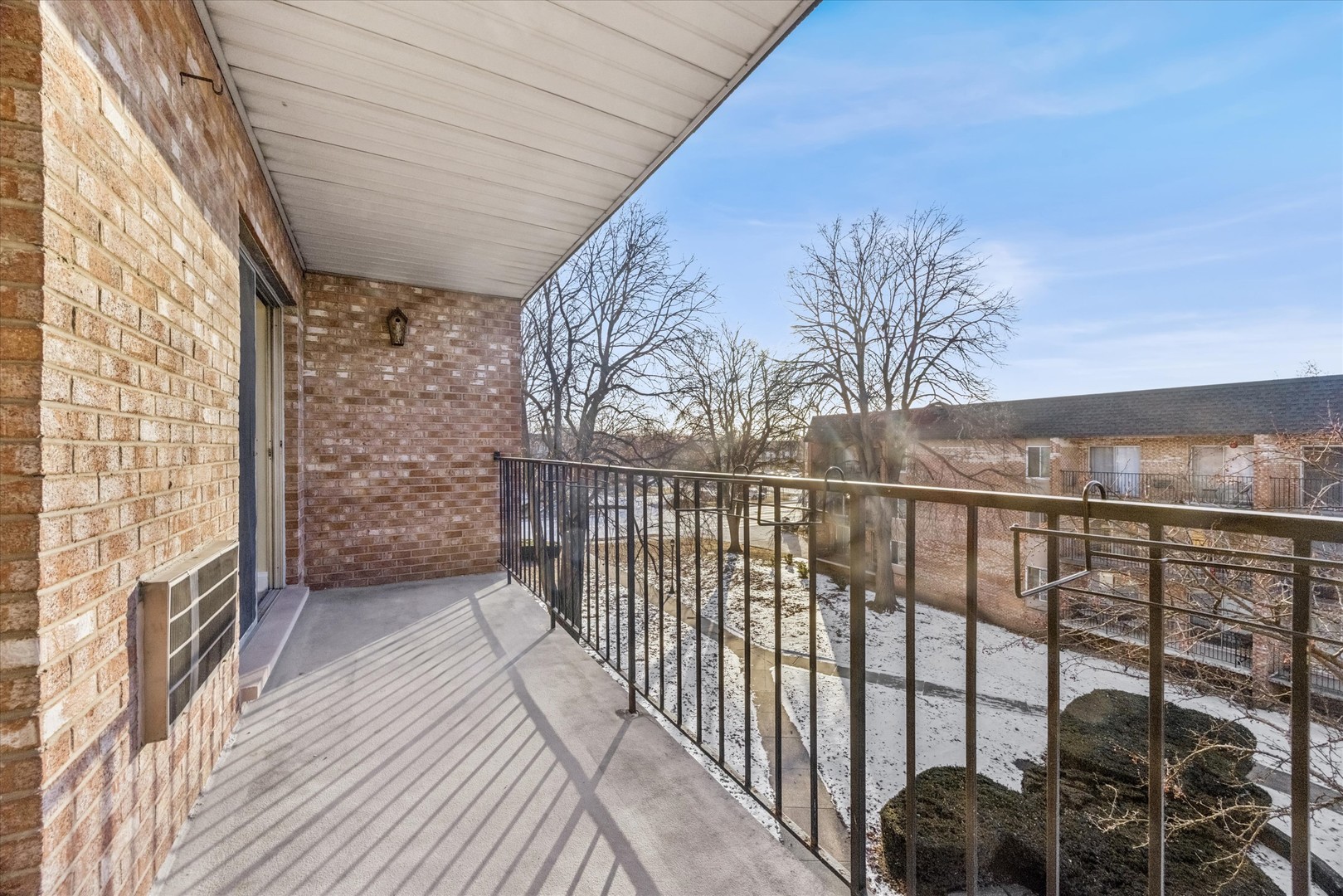 1041 N Mill Street #307, Naperville, IL 60563