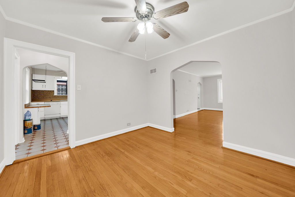 6219 N Lenox Avenue, Chicago, IL 60646