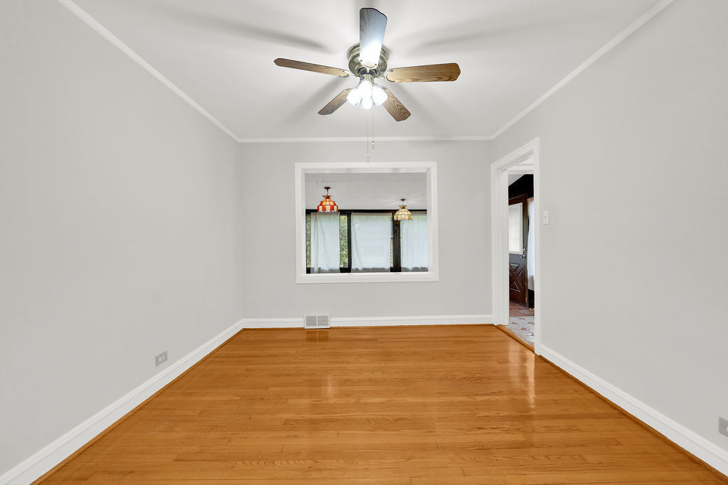 6219 N Lenox Avenue, Chicago, IL 60646