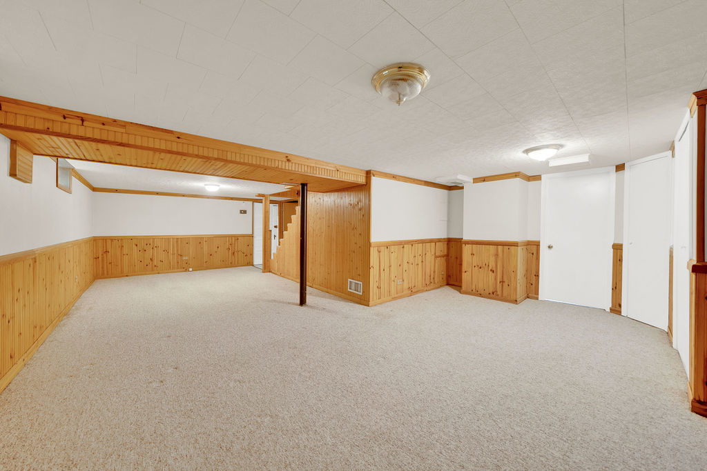 6219 N Lenox Avenue, Chicago, IL 60646