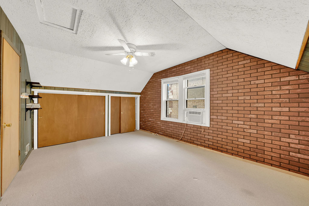 6219 N Lenox Avenue, Chicago, IL 60646