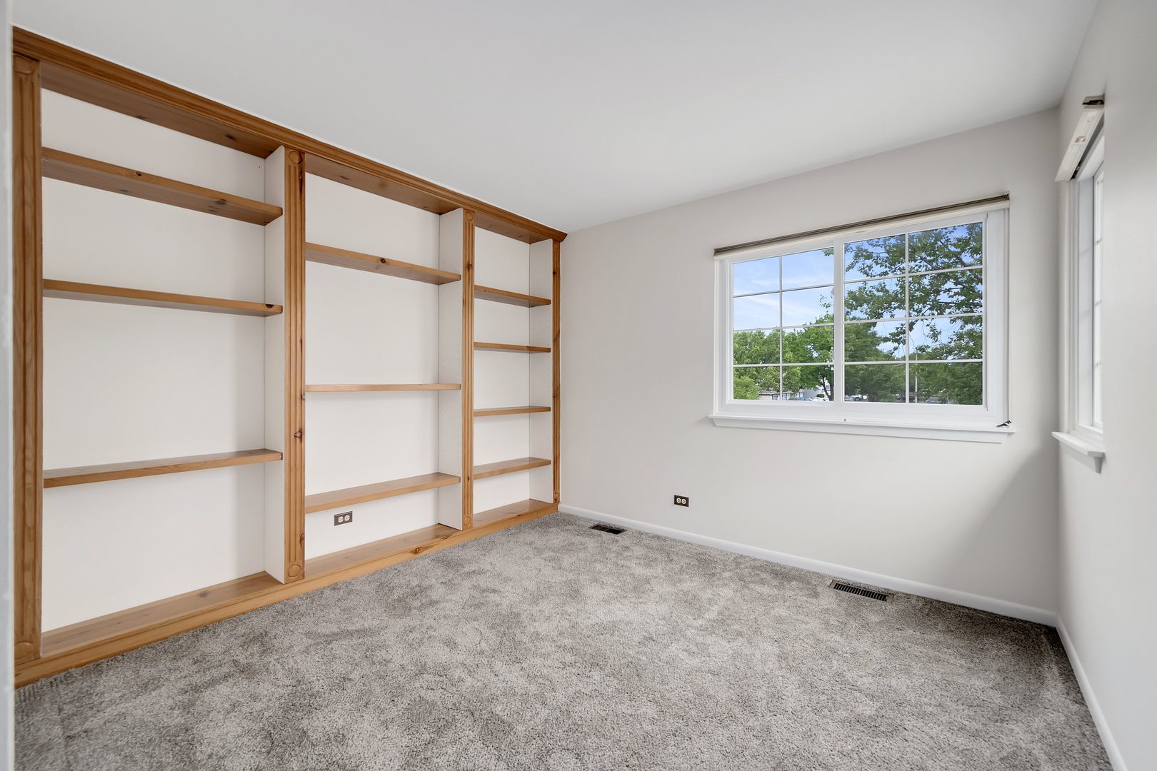 1008 E Wilson Avenue #1008, Lombard, IL 60148