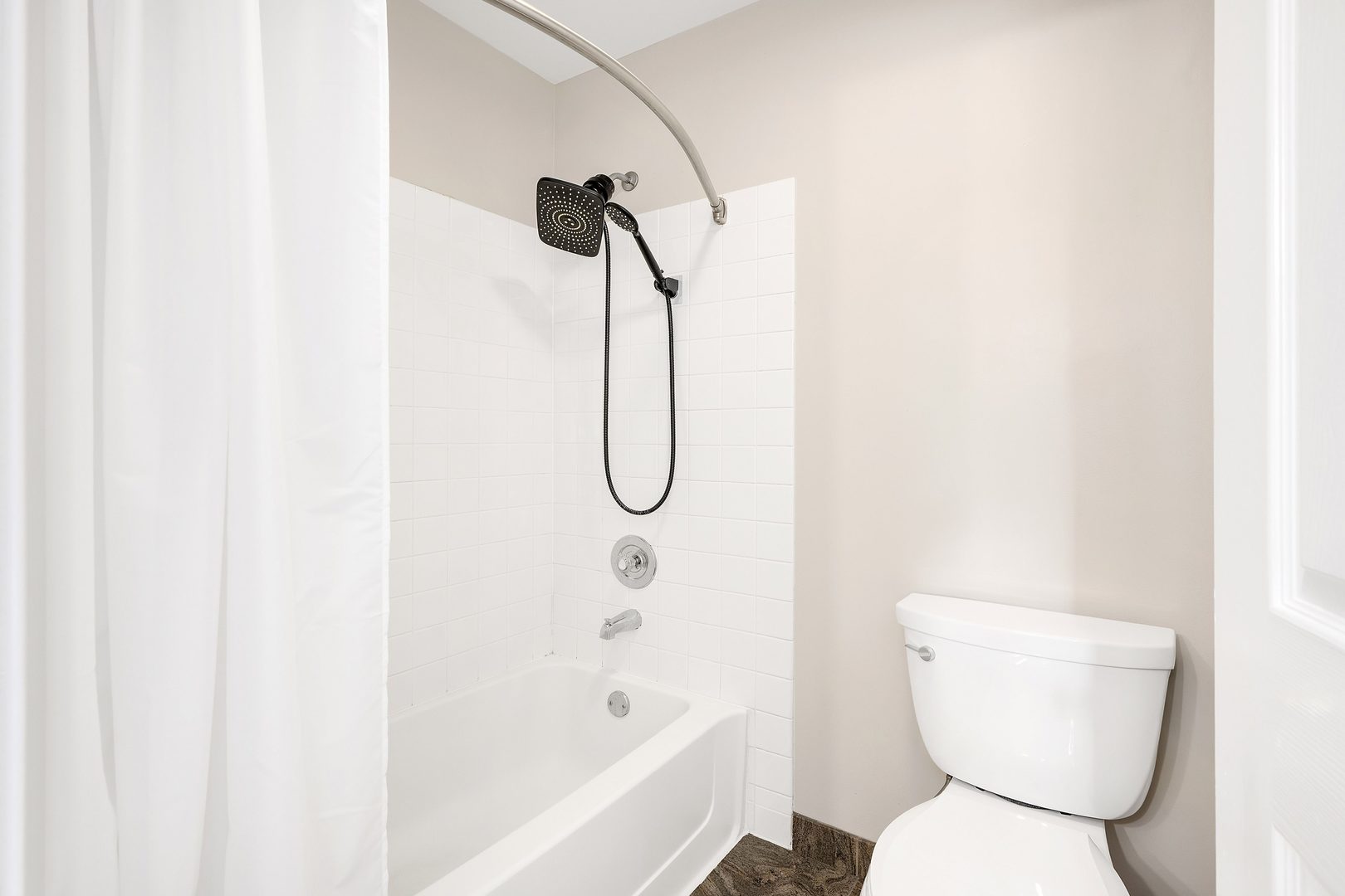 1008 E Wilson Avenue #1008, Lombard, IL 60148
