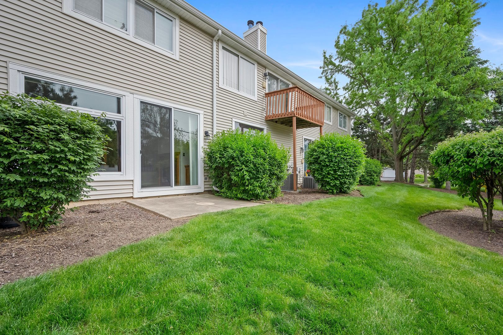 1008 E Wilson Avenue #1008, Lombard, IL 60148