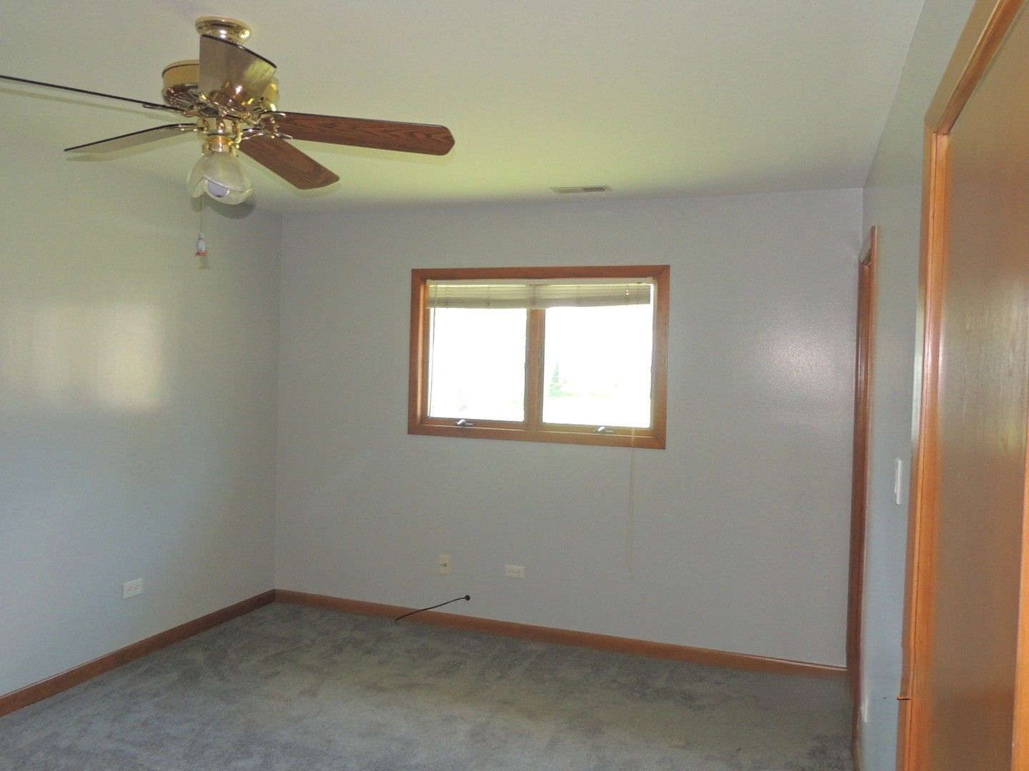 7706 WARWICK Avenue, Darien, IL 60561