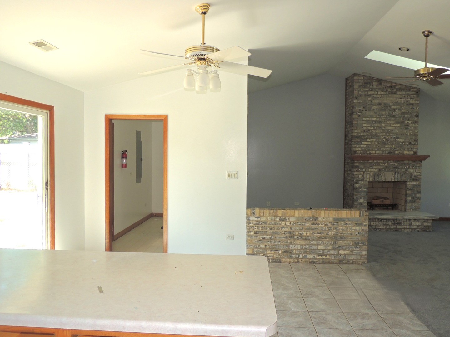 7706 WARWICK Avenue, Darien, IL 60561