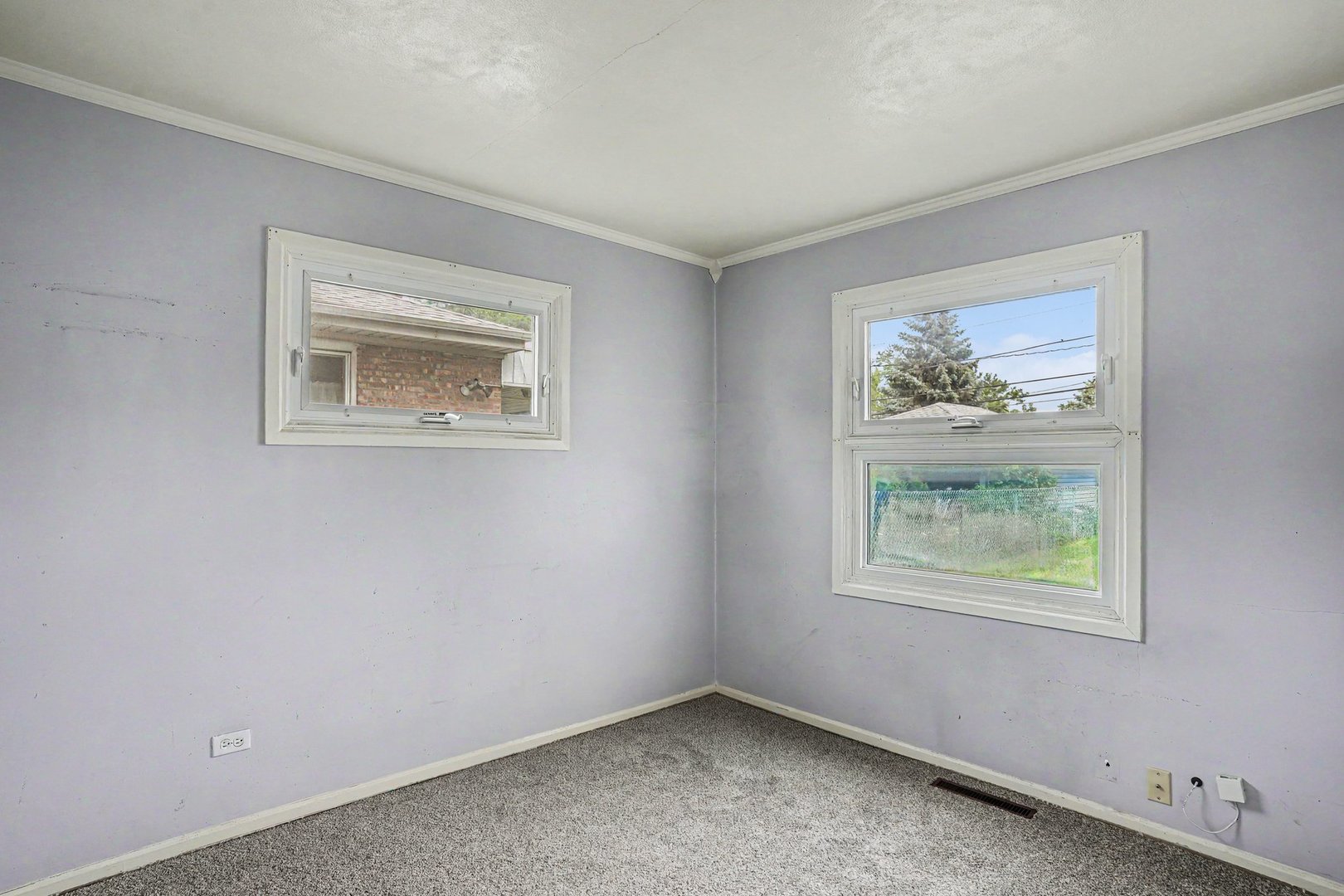 8243 N Ozanam Avenue, Niles, IL 60714