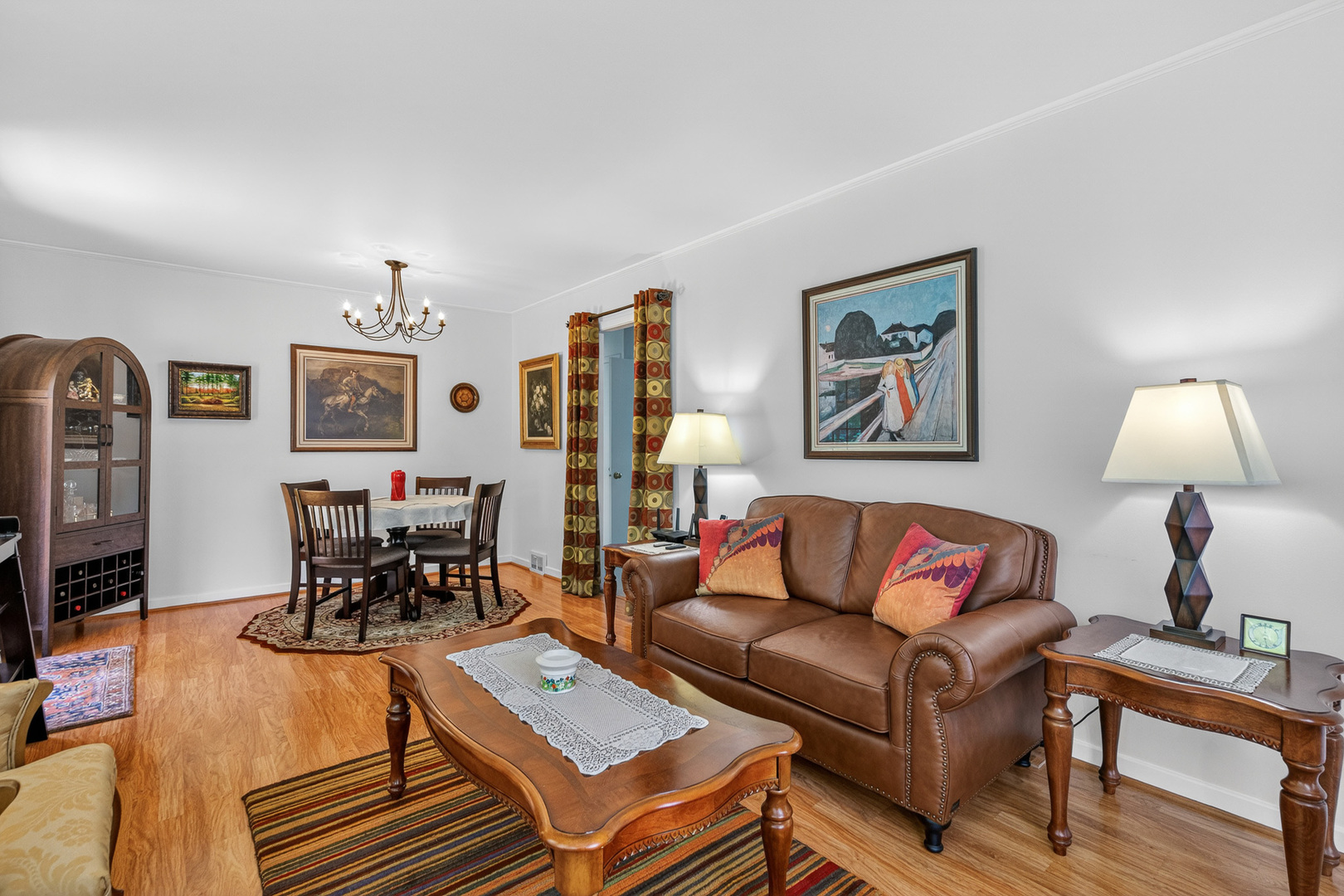 69 Central Avenue, Aurora, IL 60506