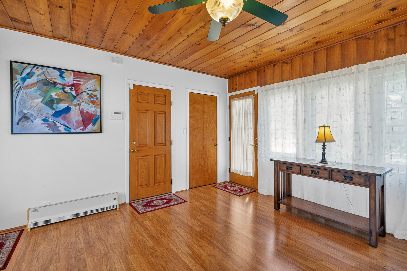 69 Central Avenue, Aurora, IL 60506