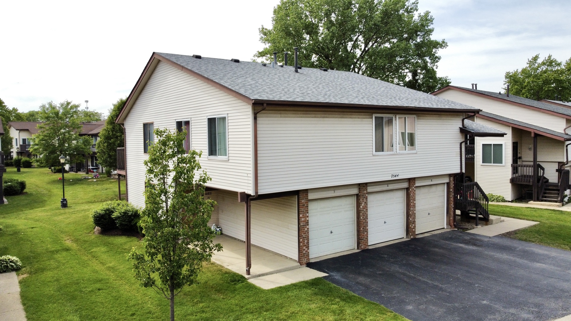 7544 Bristol Lane #5, Hanover Park, IL 60133