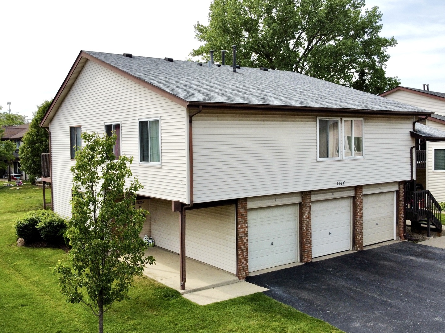 7544 Bristol Lane #5, Hanover Park, IL 60133