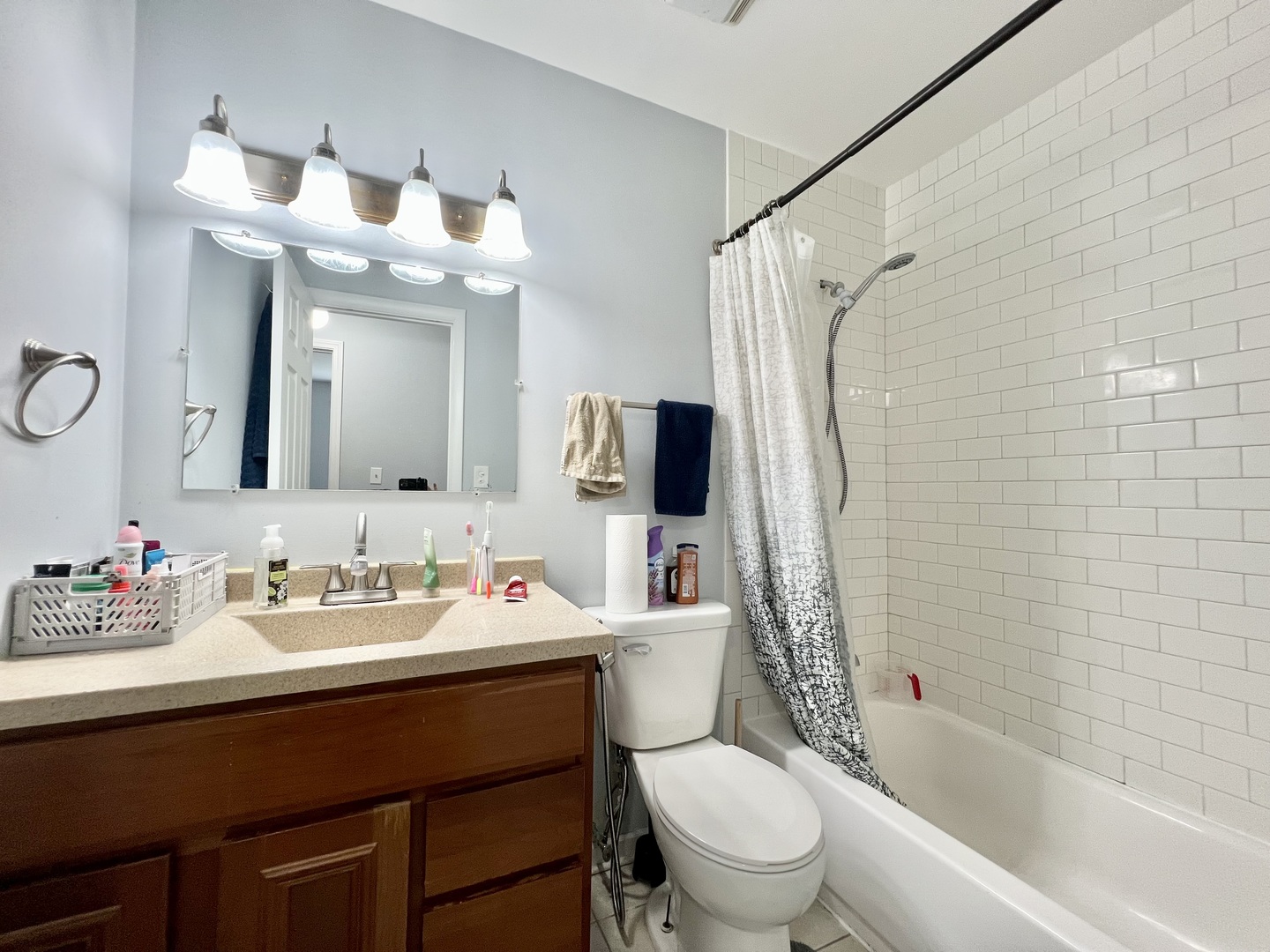 7544 Bristol Lane #5, Hanover Park, IL 60133