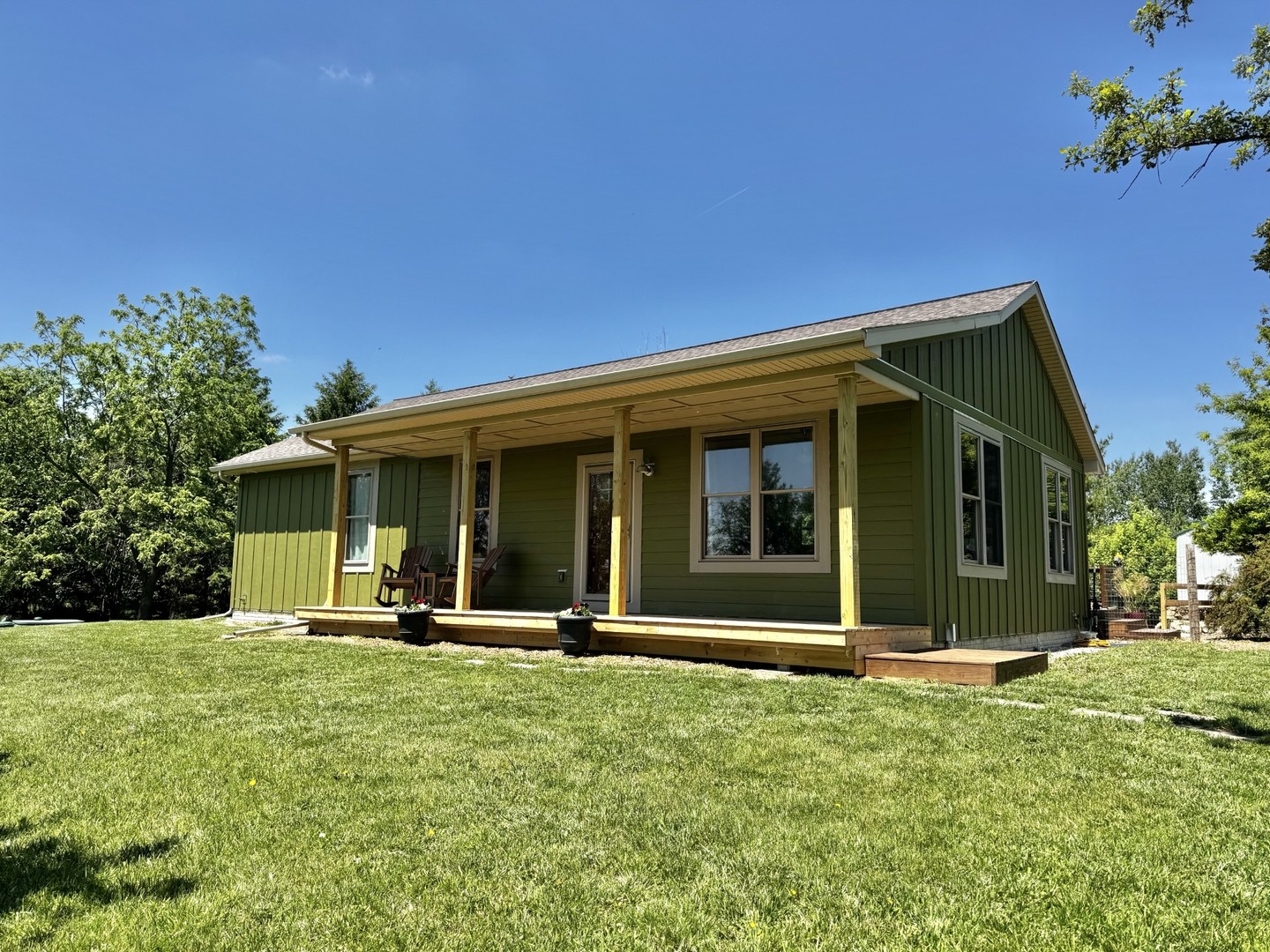 22037 E 2600 N Road, Odell, IL 60460