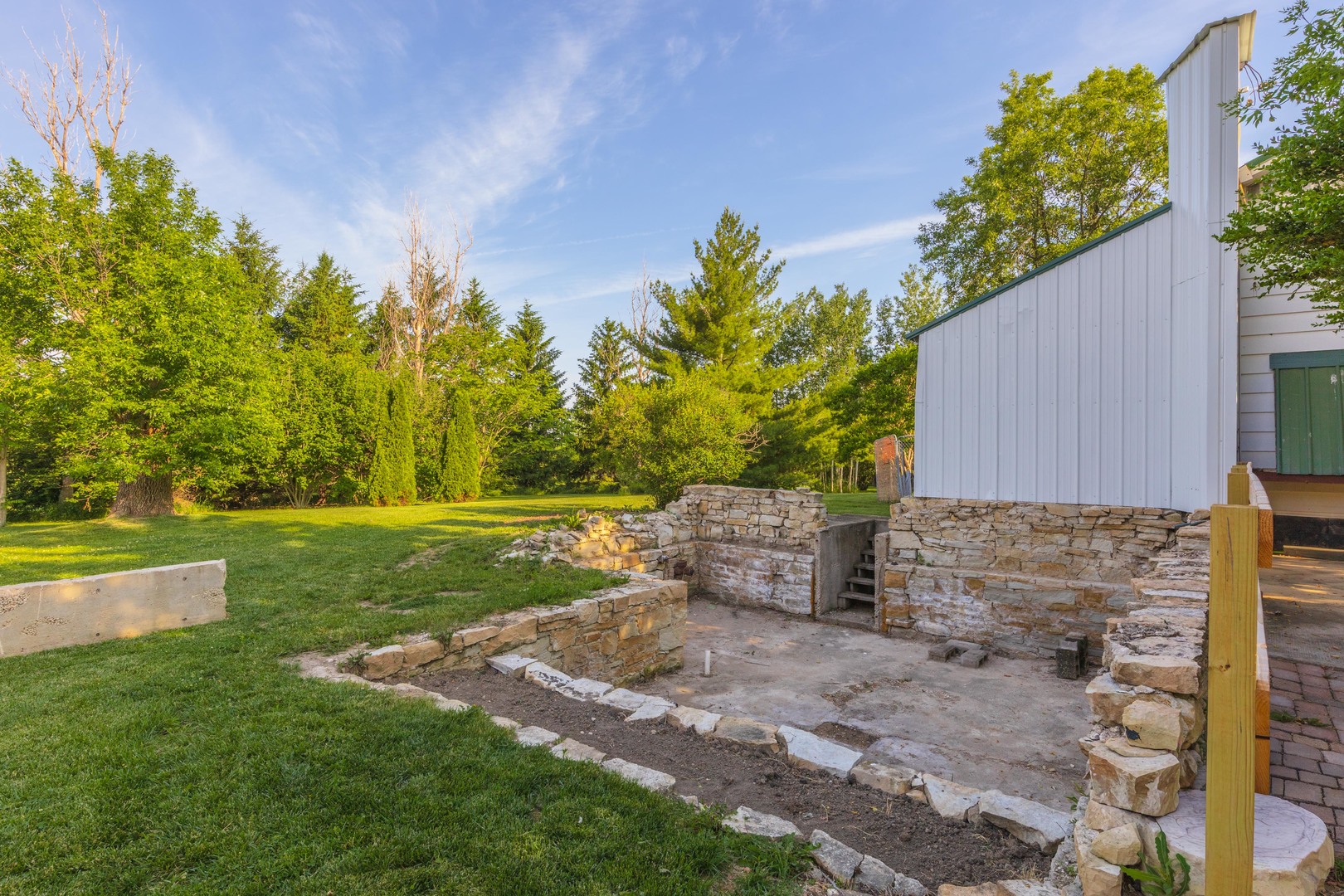 22037 E 2600 N Road, Odell, IL 60460