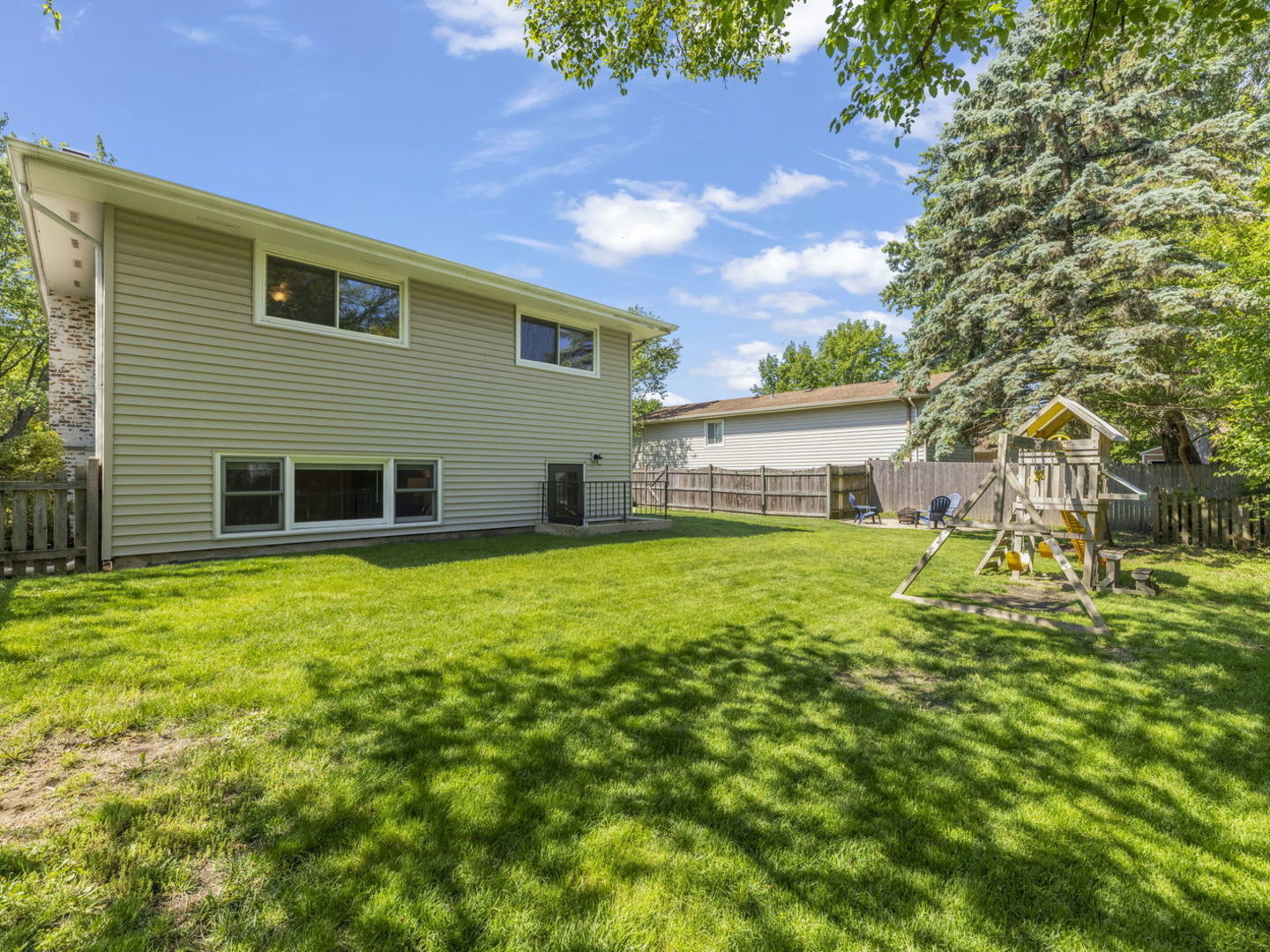 205 Terrance Drive, Naperville, IL 60565