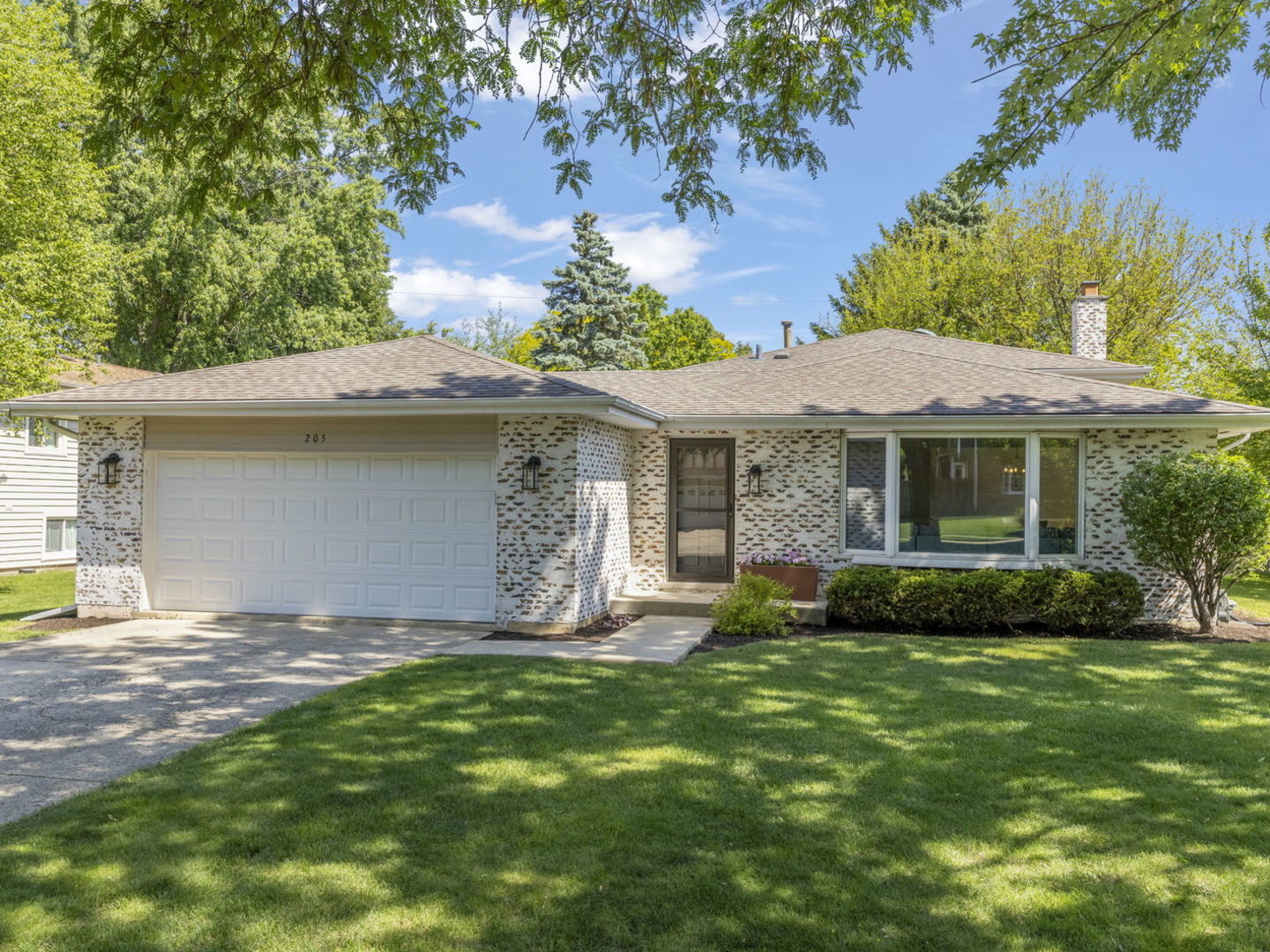 205 Terrance Drive, Naperville, IL 60565