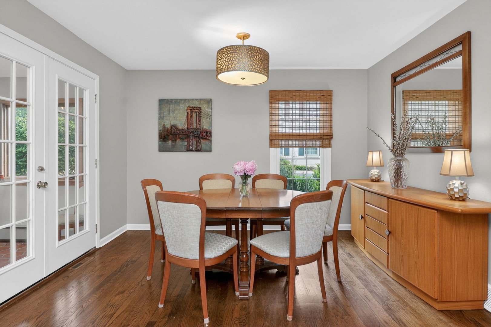 305 Tanglewood Lane, Naperville, IL 60563