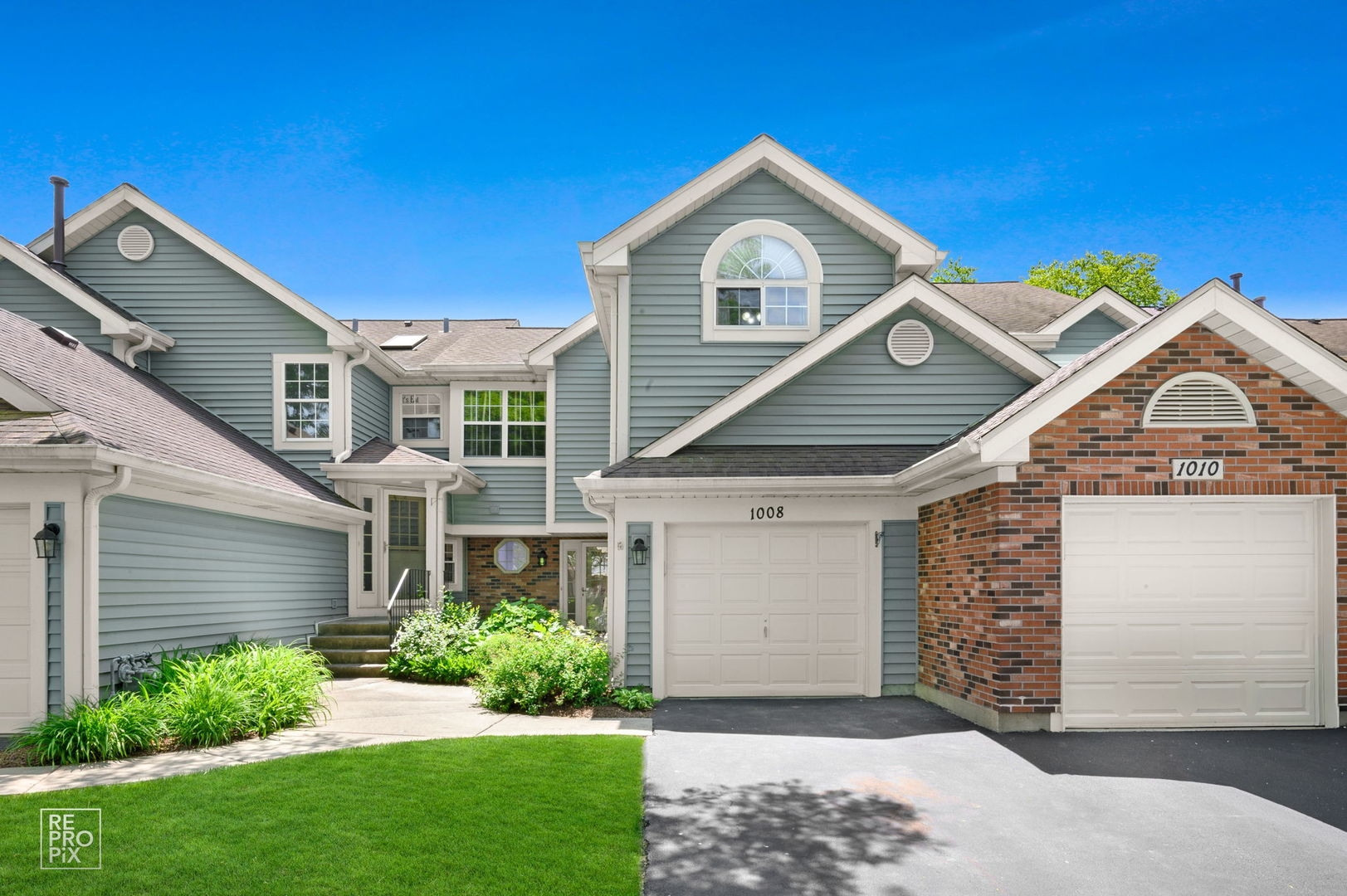 1008 Rockport Drive #1008, Carol Stream, IL 60188