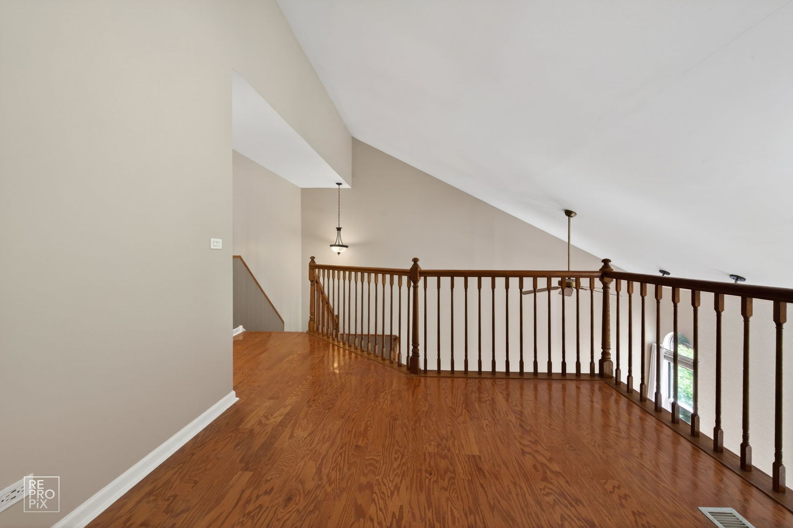 1008 Rockport Drive #1008, Carol Stream, IL 60188