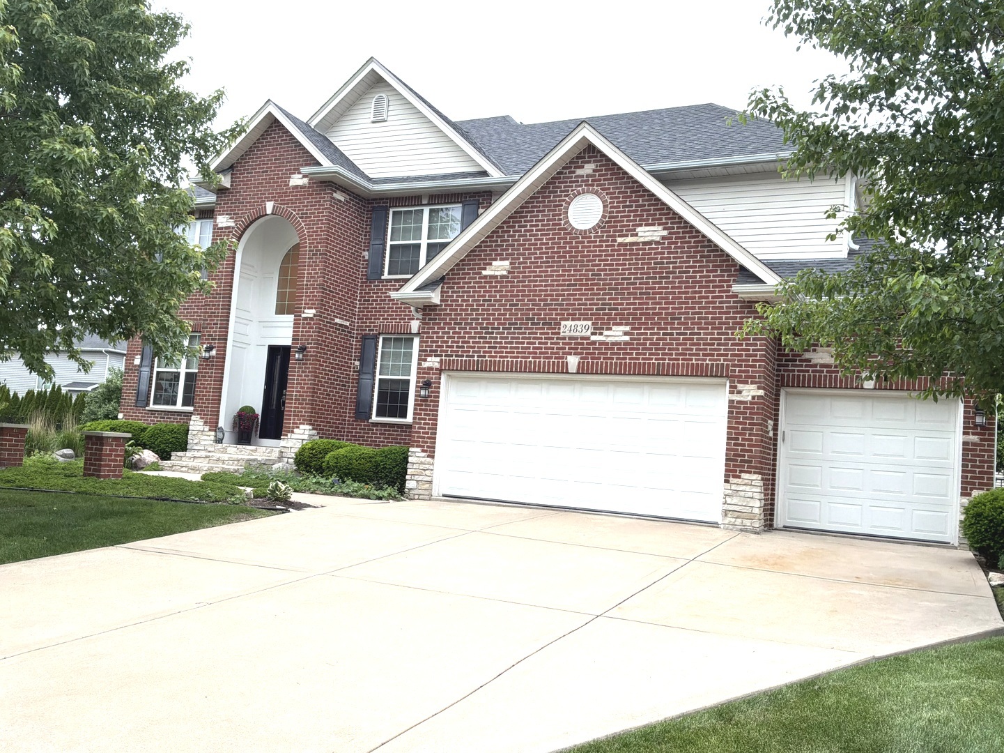 24839 Thornberry Drive, Plainfield, IL 60544