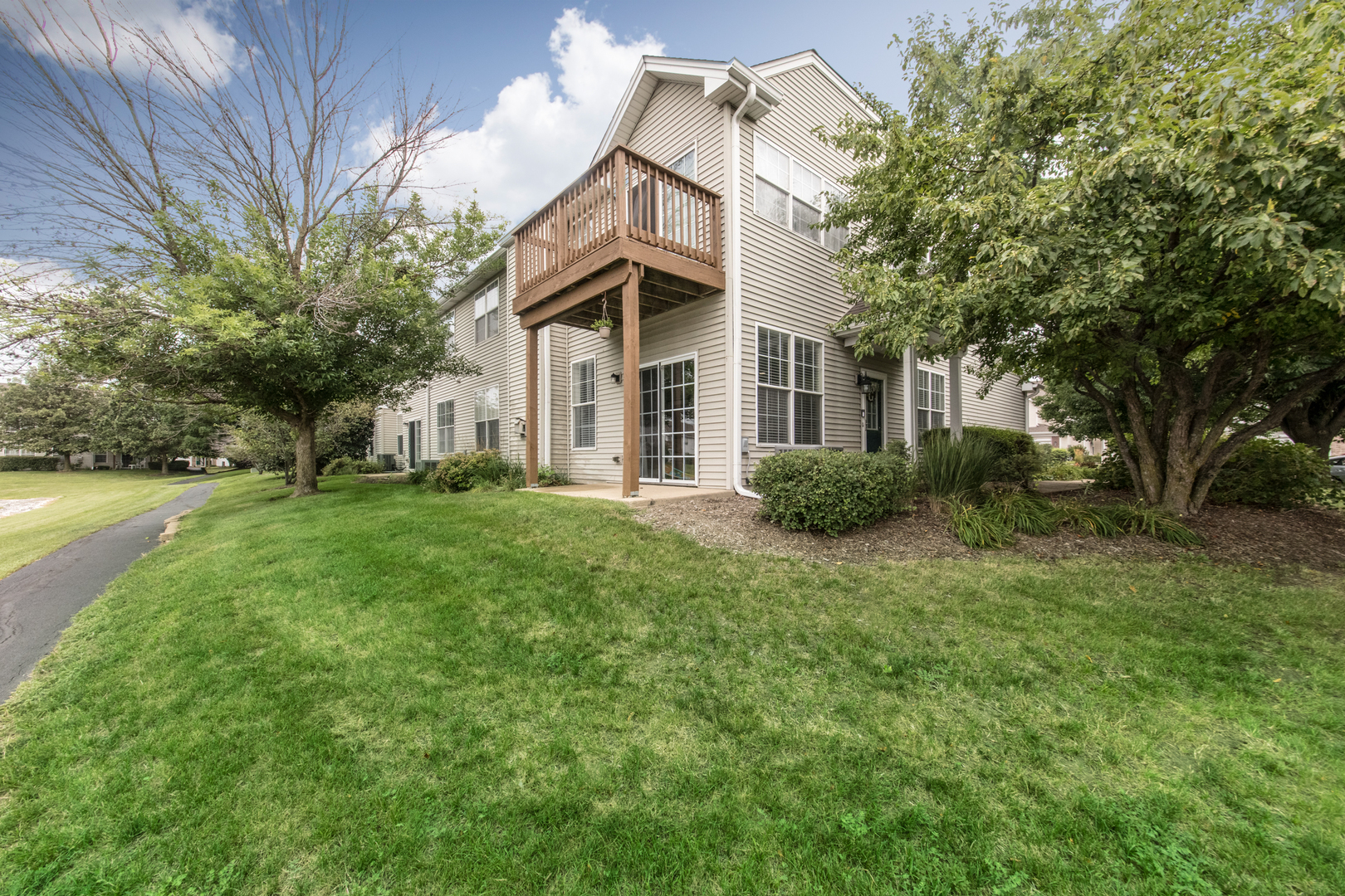 1920 Golden Gate Lane #1920, Naperville, IL 60563