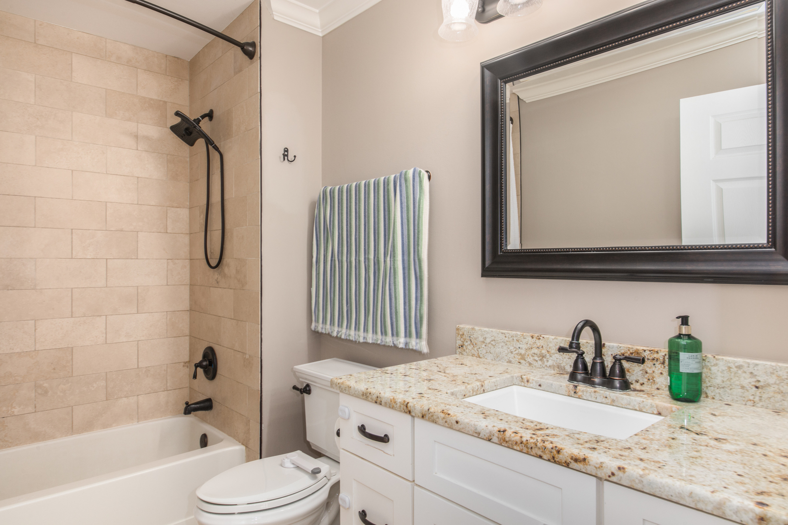 1920 Golden Gate Lane #1920, Naperville, IL 60563
