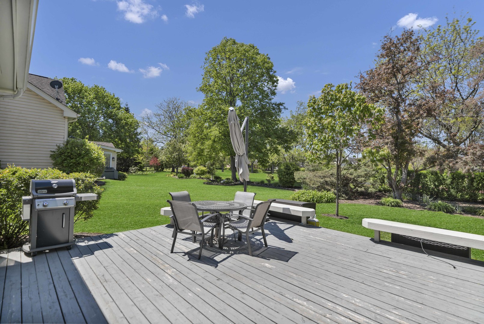 140 Copperwood Drive, Buffalo Grove, IL 60089