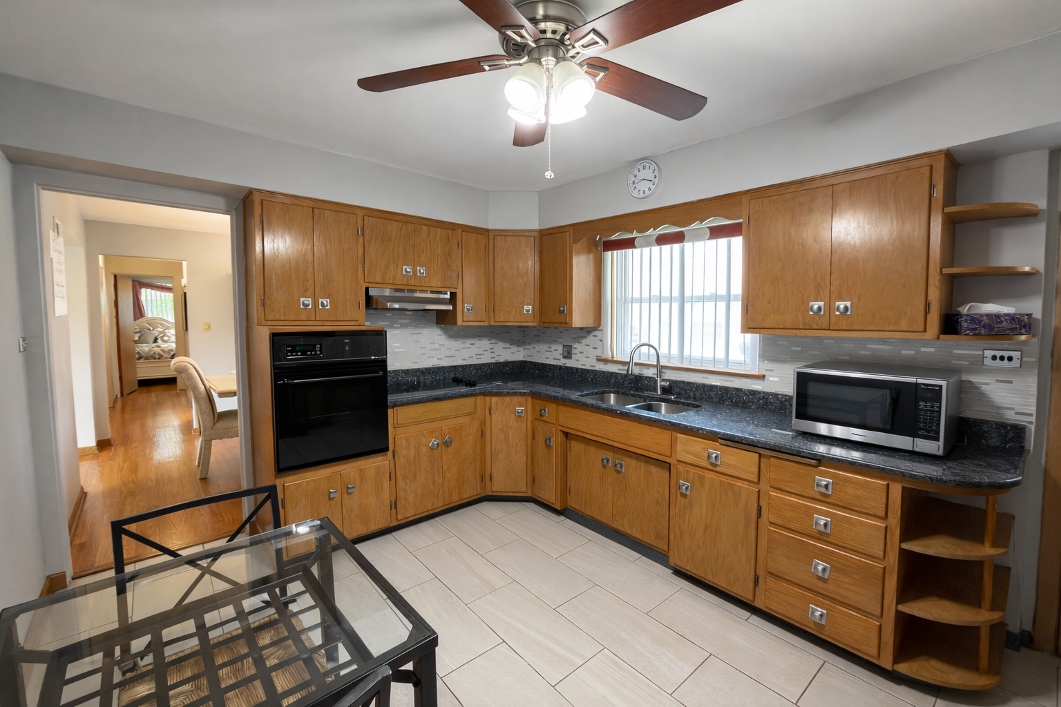1547 Balmoral Avenue, Westchester, IL 60154