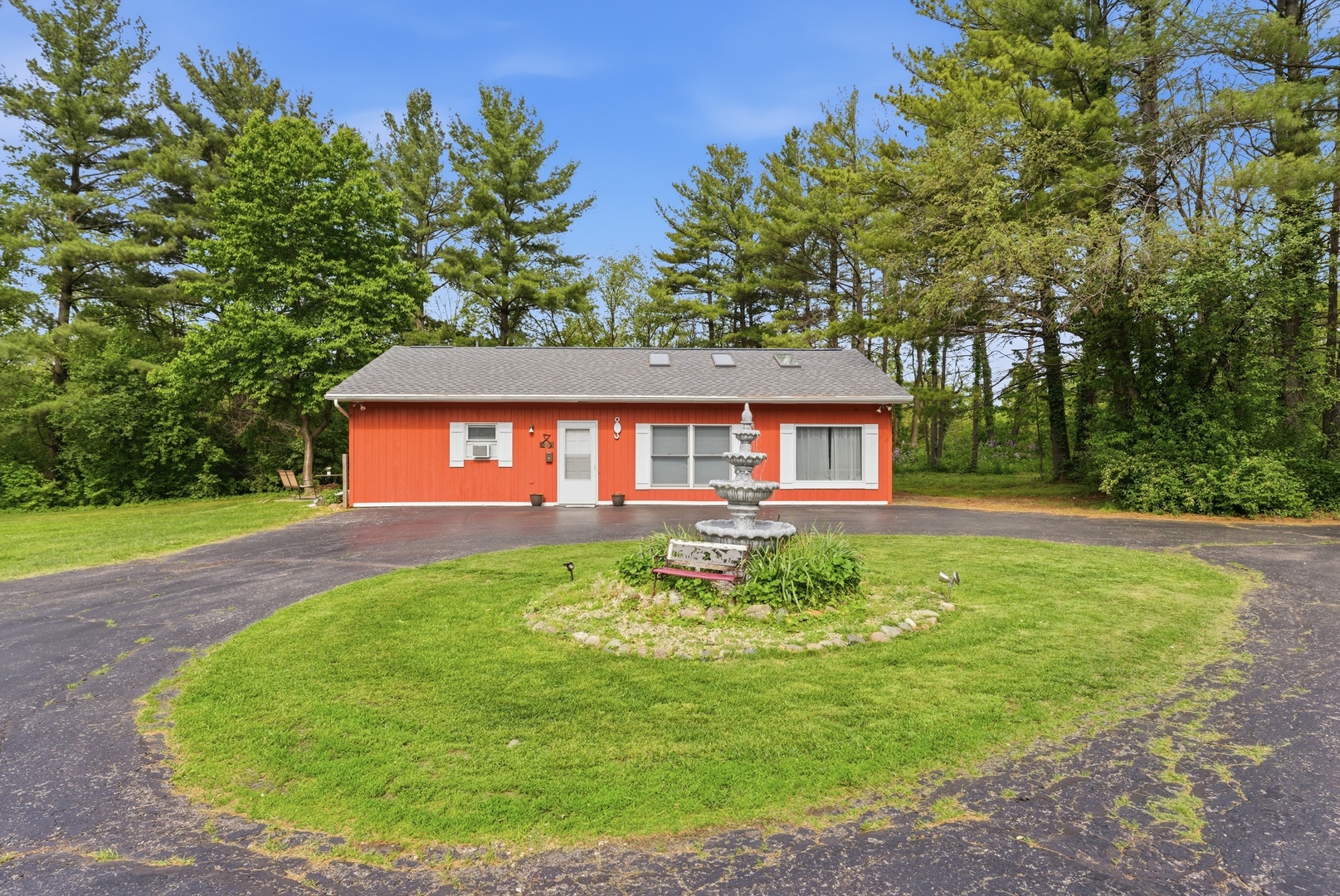 14103 Westwood Trail, Woodstock, IL 60098