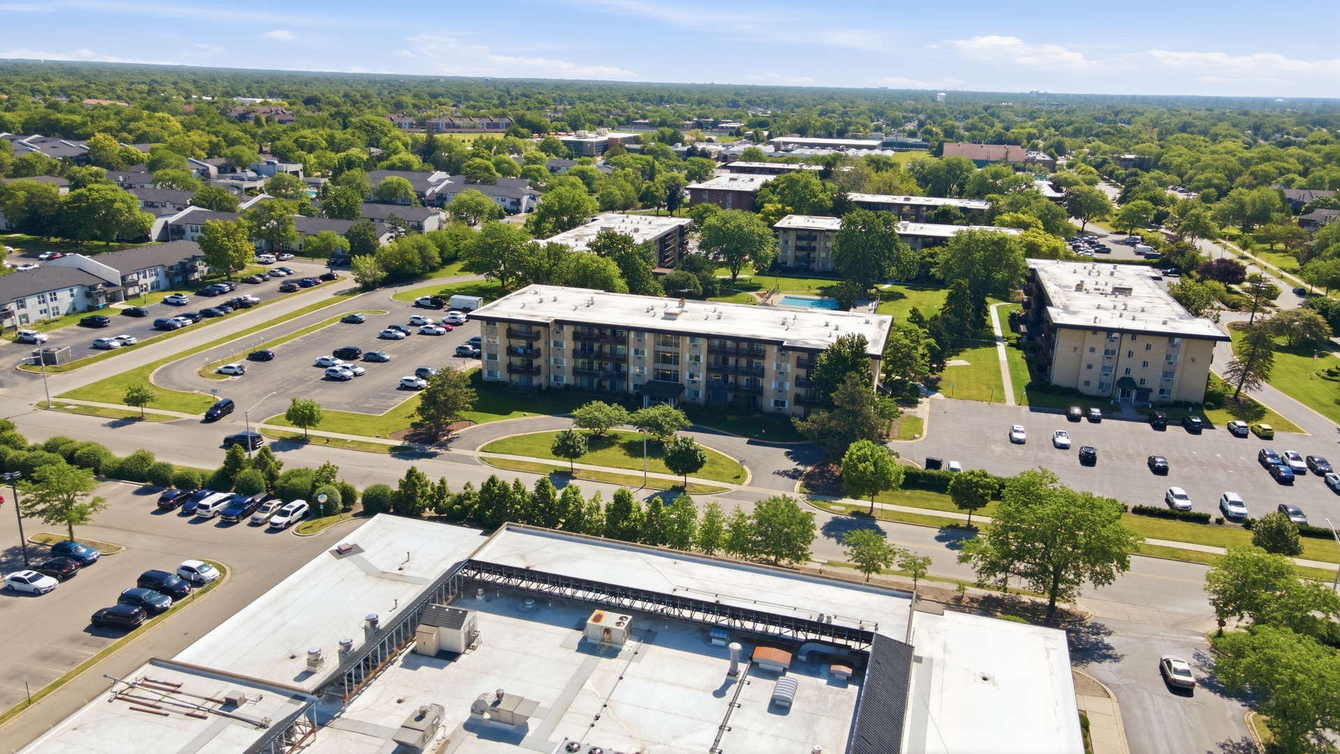 2218 S Goebbert Road #496, Arlington Heights, IL 60005
