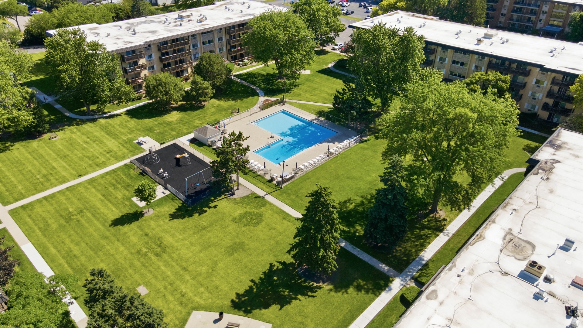 2218 S Goebbert Road #496, Arlington Heights, IL 60005