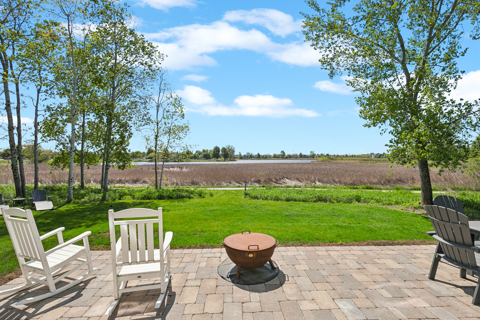 1361 Calamus Lane, Grayslake, IL 60030