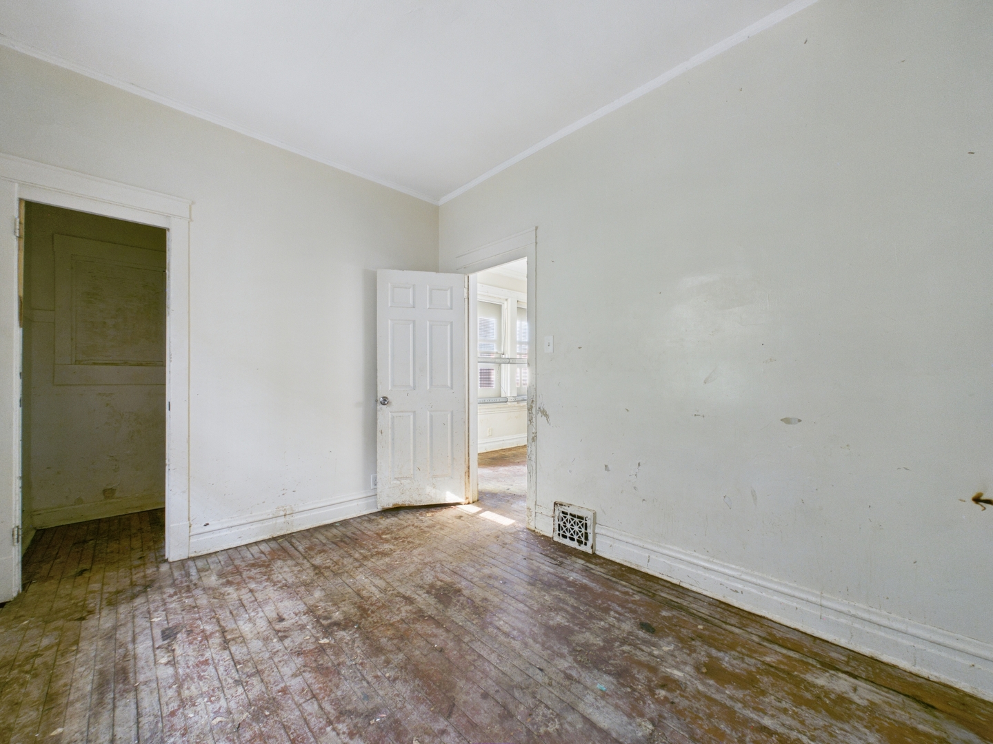 1327 W 72nd Place, Chicago, IL 60636