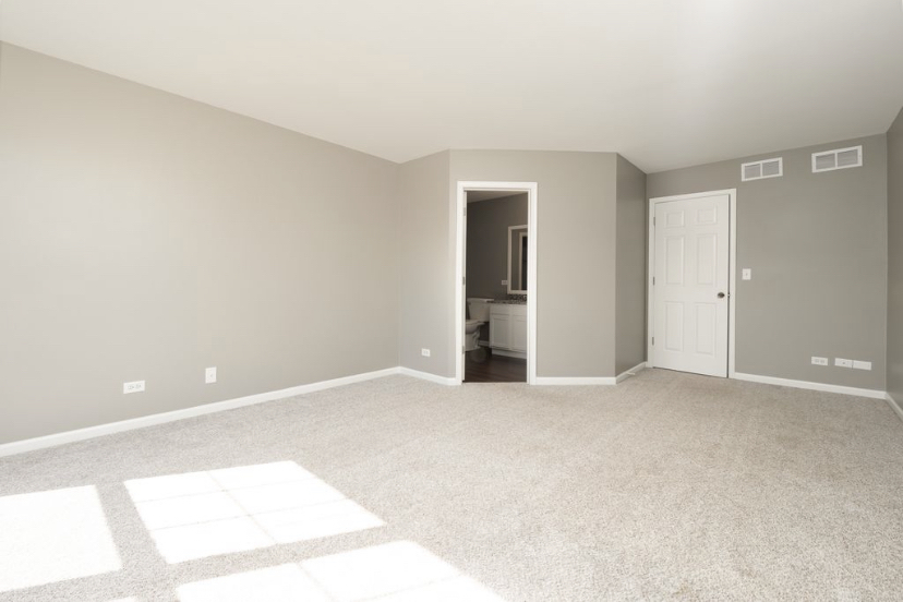 4036 Blackstone Drive #4036, Aurora, IL 60504