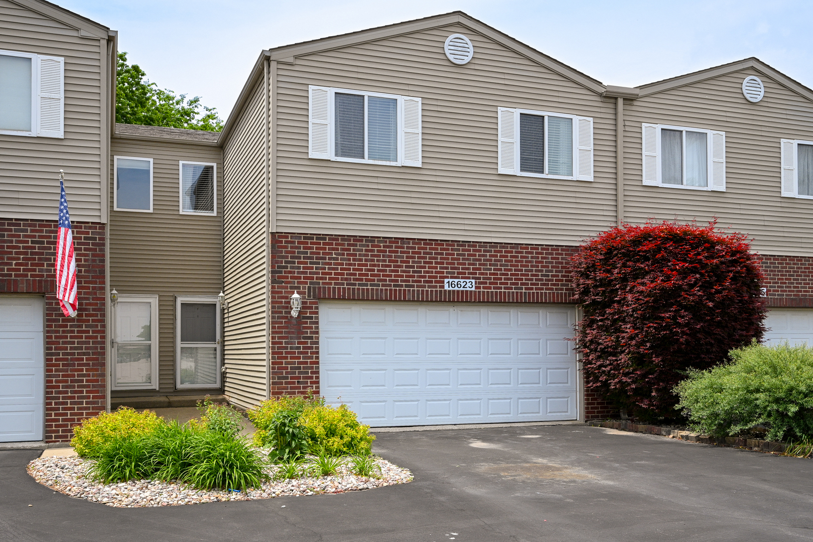 16623 Willow Walk Drive, Lockport, IL 60441
