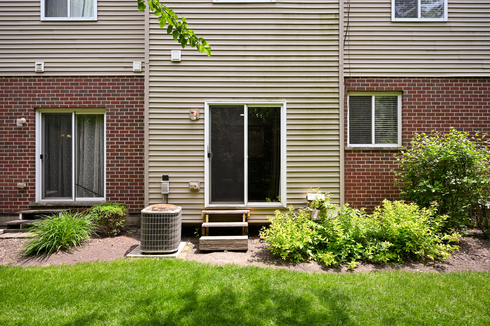 16623 Willow Walk Drive, Lockport, IL 60441
