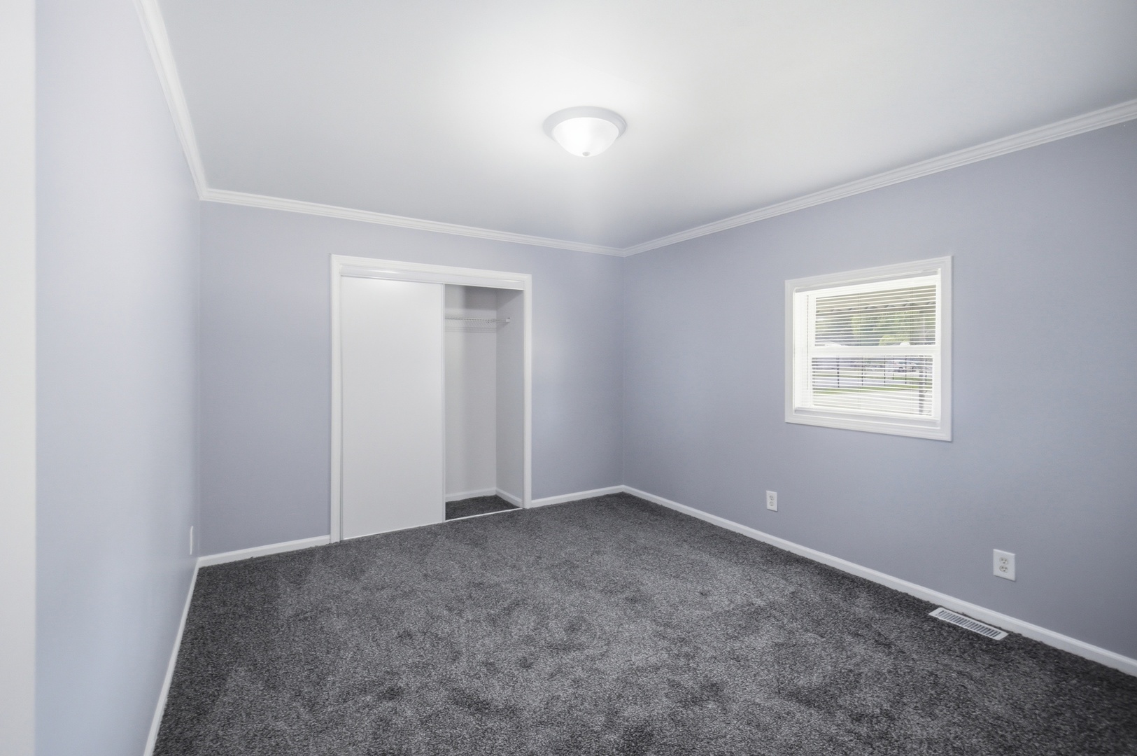 165 Hansom Drive, Wheeling, IL 60090