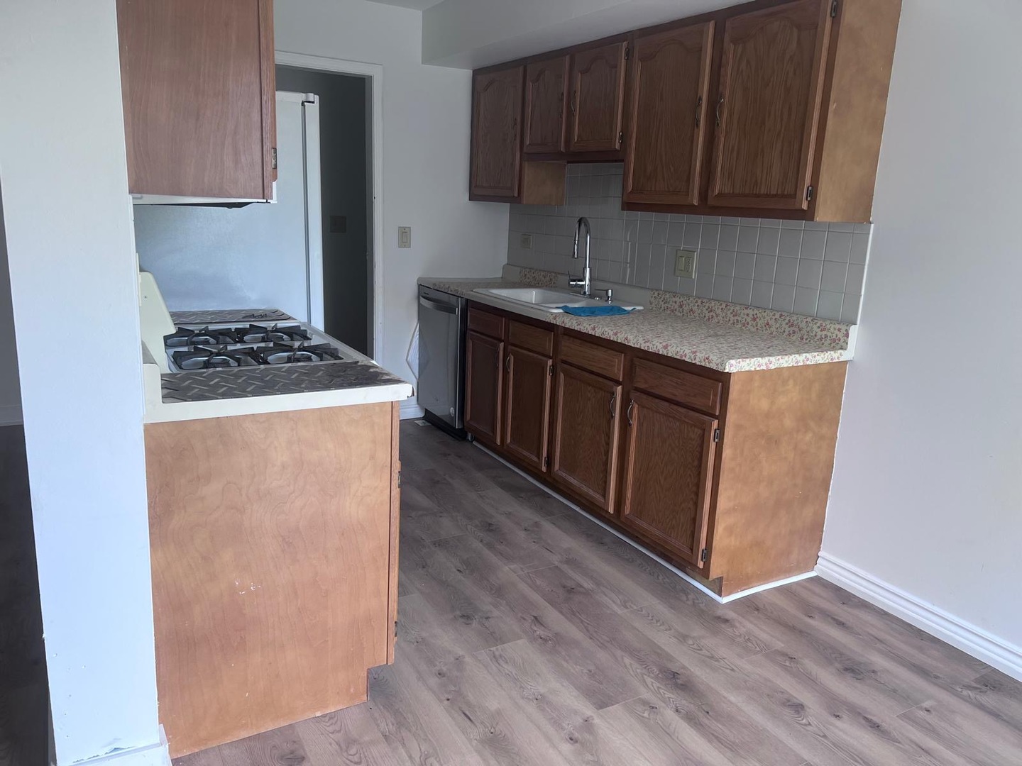 305 Northwestern Court #B, Bloomingdale, IL 60108