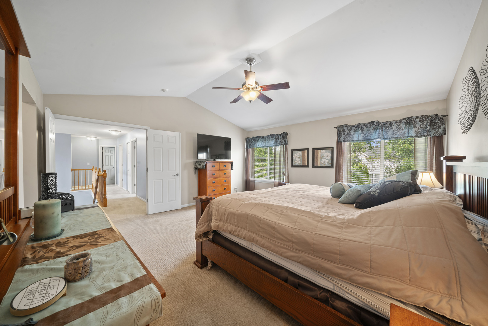 853 Prairie Crossing Drive, Yorkville, IL 60560
