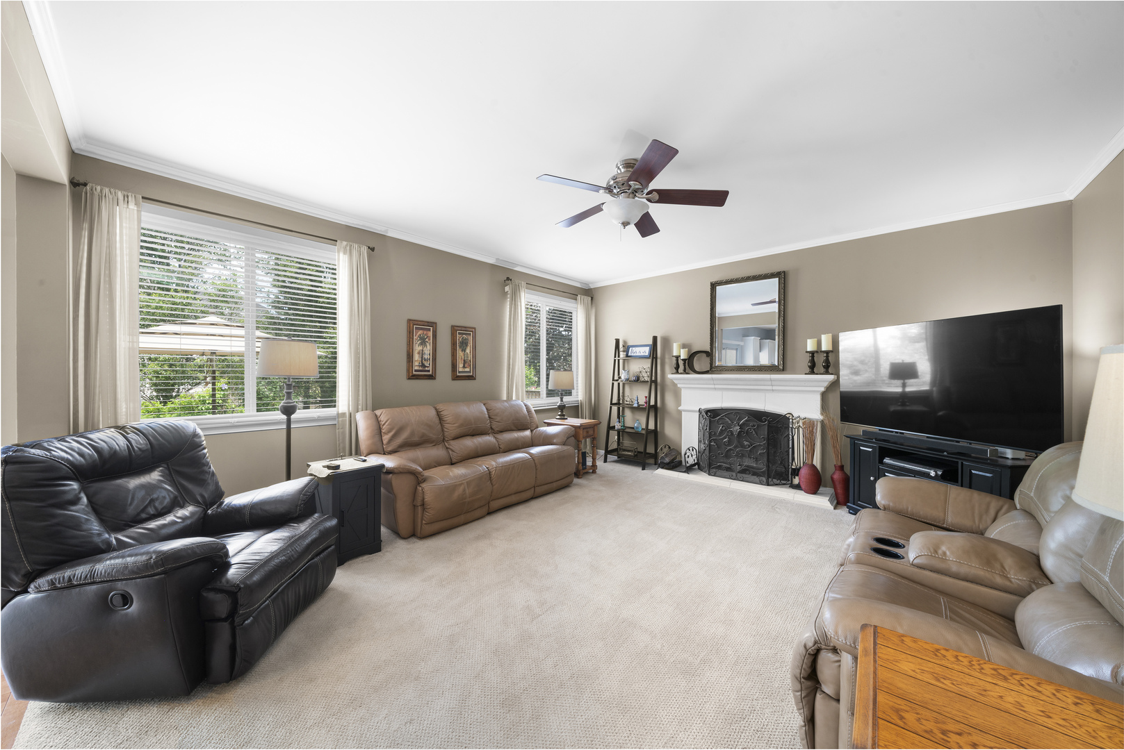 853 Prairie Crossing Drive, Yorkville, IL 60560
