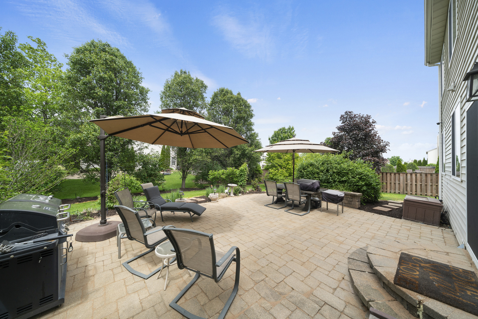 853 Prairie Crossing Drive, Yorkville, IL 60560