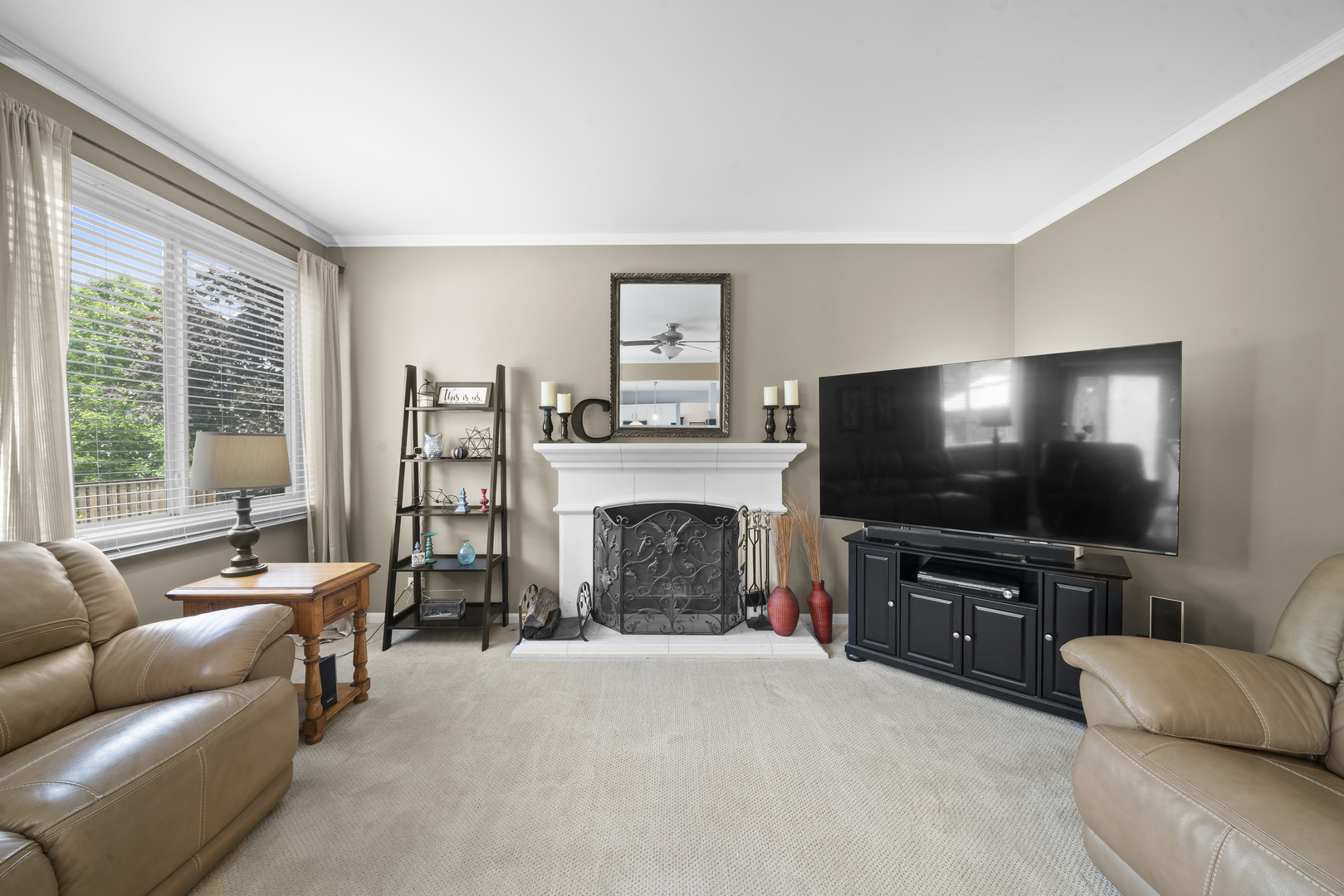 853 Prairie Crossing Drive, Yorkville, IL 60560