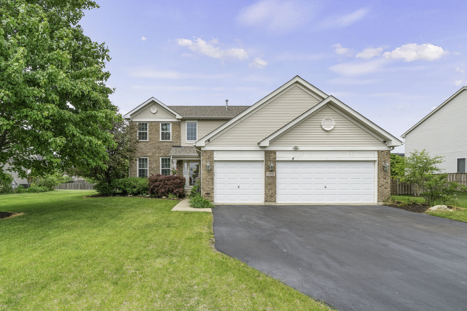 853 Prairie Crossing Drive, Yorkville, IL 60560